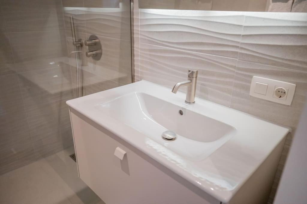 Penthouse Royal, Luxurious And Cozy With Sauna Cadzand Exterior foto